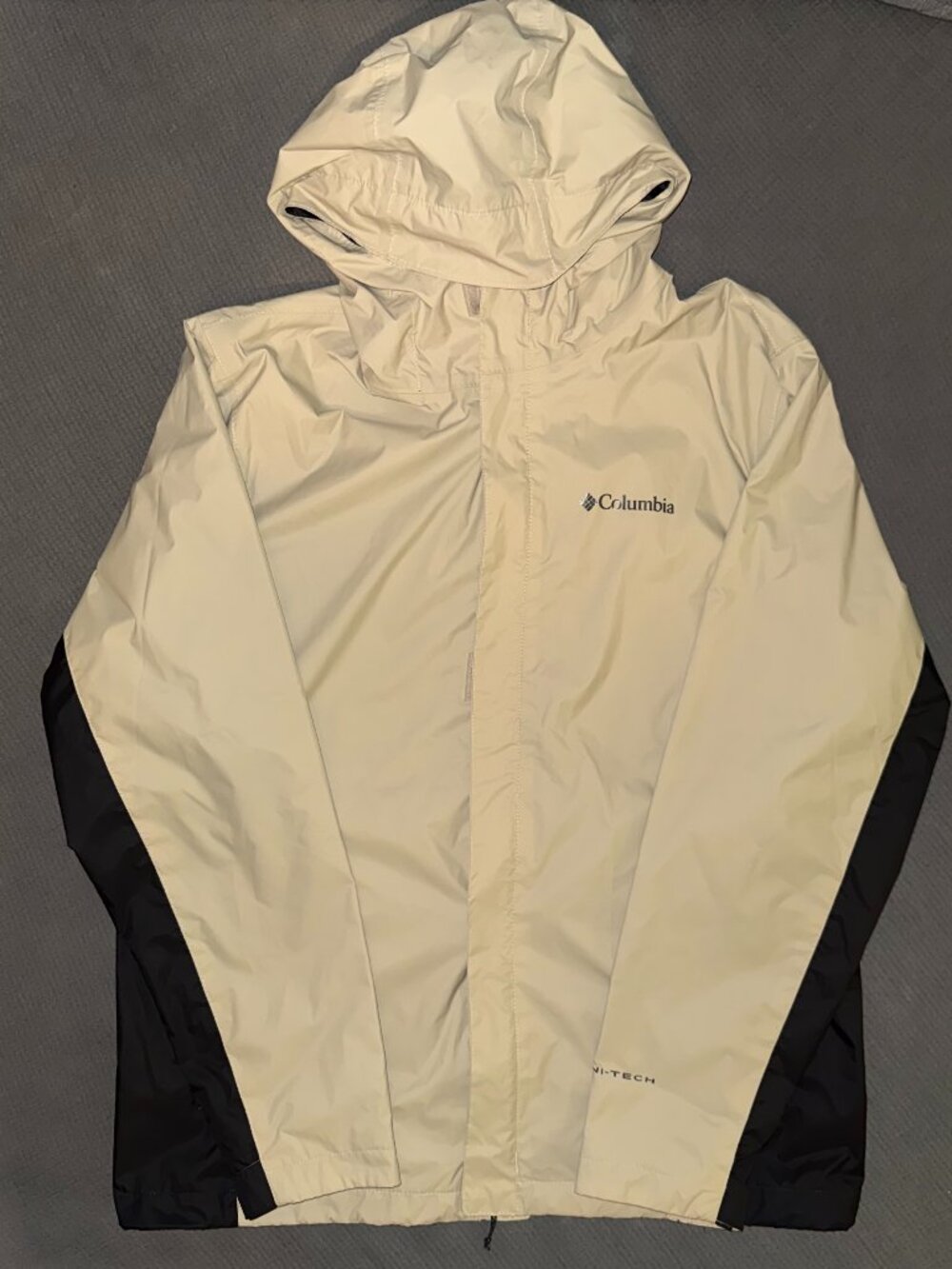 Columbia Omni-Tech Waterproof Hooded Rain Jacket Cream Black M